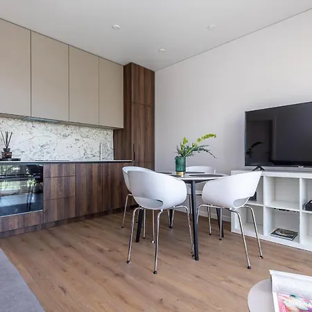 Liuks Vanagupes Pusynas Apartamentai 아파트 팔랑가